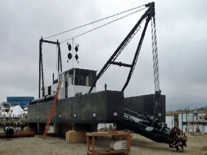 Dredges Ellicott 600