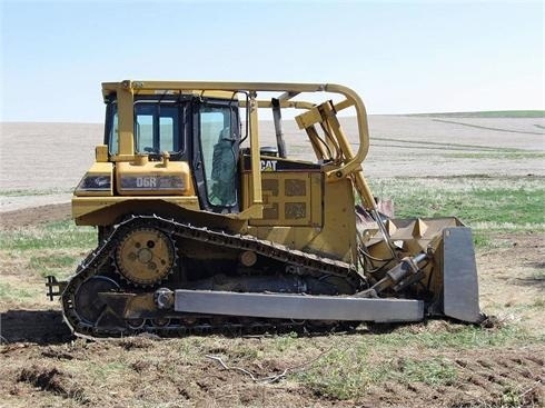 Dozers/tracks Caterpillar D6R