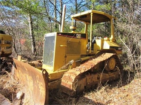 Dozers/tracks Caterpillar D5M