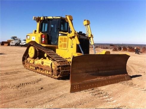 Tractores Sobre Orugas Caterpillar D6T