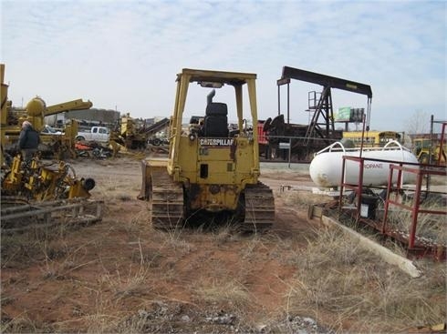 Dozers/tracks Caterpillar D5C