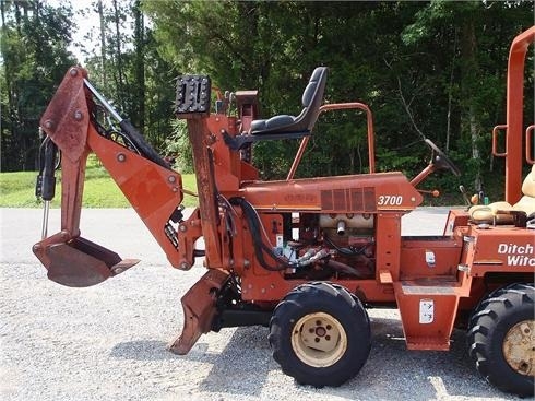 Zanjadora Ditch Witch 3700  seminueva en venta Ref.: 1362594275773138 No. 3