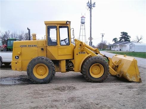 Cargadoras Sobre Ruedas Deere 544D  usada a buen precio Ref.: 1364175359433214 No. 2