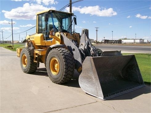 Cargadoras Sobre Ruedas Volvo L90F  seminueva en venta Ref.: 1364225542220513 No. 3