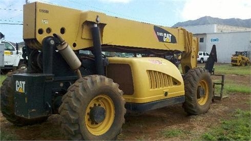 Montacargas Caterpillar TL1055  seminueva en venta Ref.: 1364325002121858 No. 3