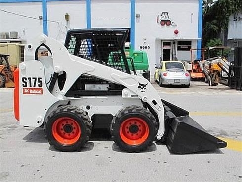 Minicargadores Bobcat S175  de segunda mano a la venta Ref.: 1364946075810606 No. 4