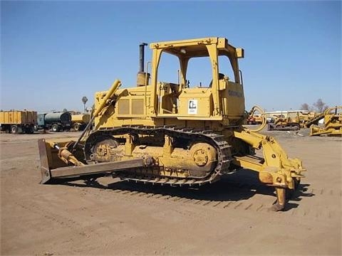 Dozers/tracks Caterpillar D6D