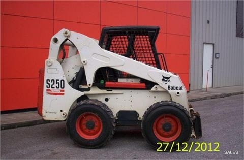 Minicargadores Bobcat S250