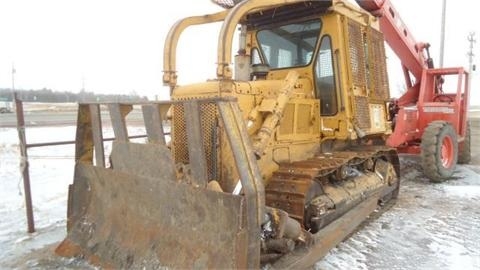 Tractores Sobre Orugas Caterpillar D5B  en venta Ref.: 1365526411654119 No. 4