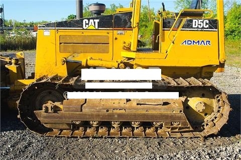 Tractores Sobre Orugas Caterpillar D5C  de medio uso en venta Ref.: 1365544142020371 No. 2