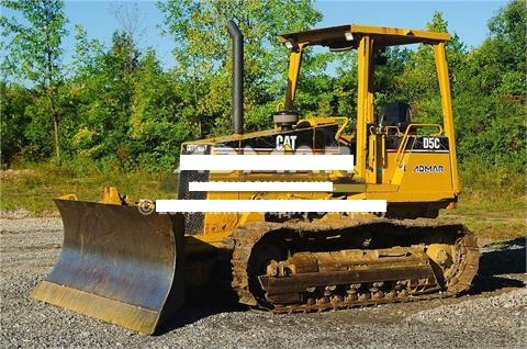 Tractores Sobre Orugas Caterpillar D5C  de medio uso en venta Ref.: 1365544142020371 No. 4