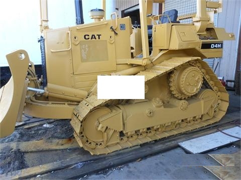 Dozers/tracks Caterpillar D4H