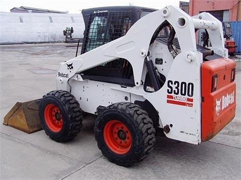 Minicargadores Bobcat S300  seminueva Ref.: 1365950945091622 No. 4