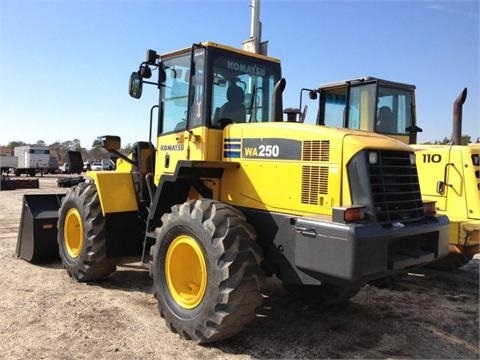 Wheel Loaders Komatsu WA250