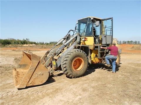 Cargadoras Sobre Ruedas Komatsu WA250  importada en buenas condic Ref.: 1368250051675382 No. 3