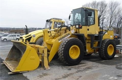 Cargadoras Sobre Ruedas Komatsu WA320  de medio uso en venta Ref.: 1368581961547538 No. 4