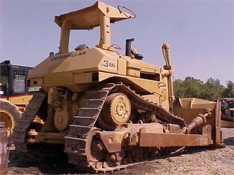 Dozers/tracks Caterpillar D8L