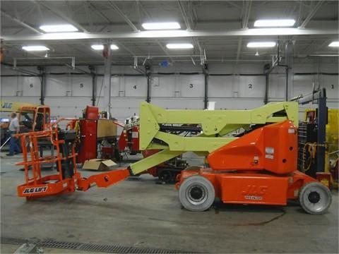 Lift Jlg E400