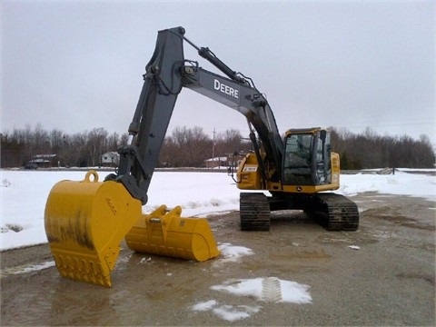 Excavadoras Hidraulicas Deere 225D  seminueva en perfecto estado Ref.: 1369559355539210 No. 3