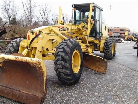 Motoconformadoras Komatsu GD650A  en venta Ref.: 1370016887688651 No. 4