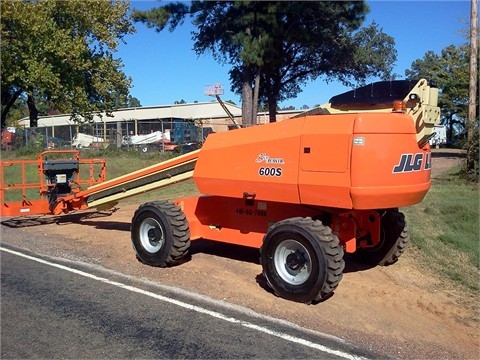 Lift Jlg 600S