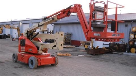 Lift Jlg E400