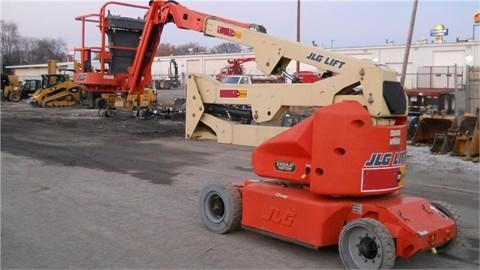 Plataformas Elevadoras Jlg E400  en optimas condiciones Ref.: 1370276647498812 No. 3