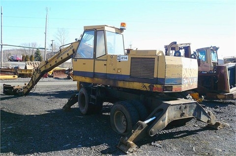 Excavadora Sobre Ruedas Caterpillar 214  de importacion a la vent Ref.: 1371510409155343 No. 2