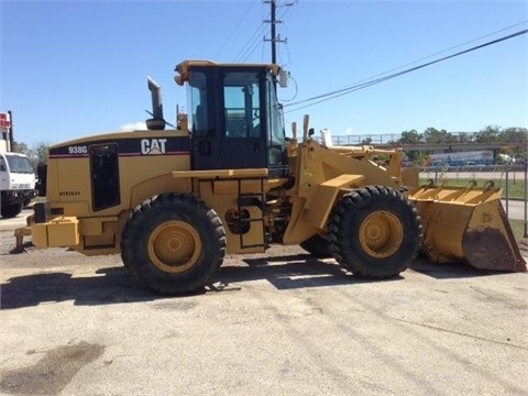 Cargadoras Sobre Ruedas Caterpillar 938G  de medio uso en venta Ref.: 1371832935899643 No. 3