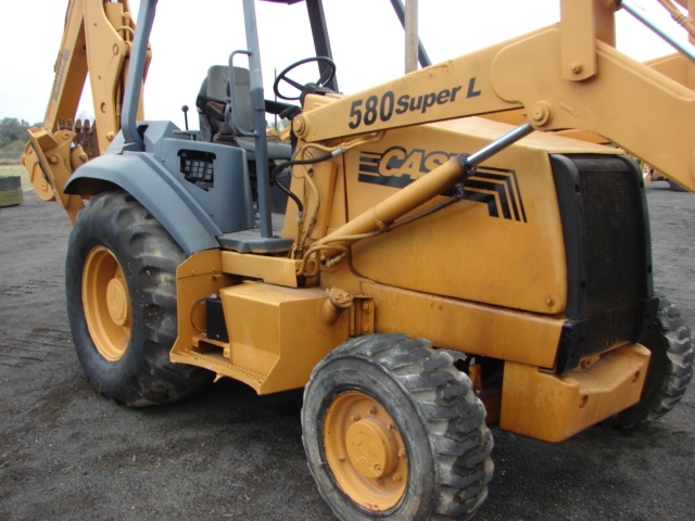 Backhoe Loaders Case 580SL