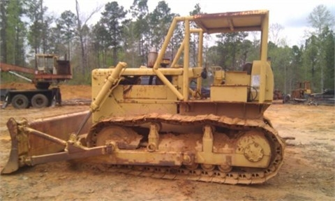 Tractores Sobre Orugas Caterpillar D6C  en optimas condiciones Ref.: 1371859469842837 No. 2