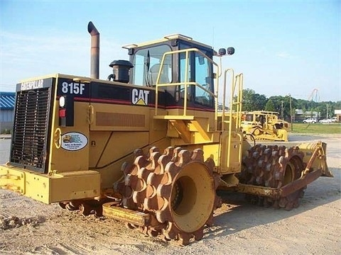 Compactadoras Suelos Y Rellenos Caterpillar 815F  seminueva Ref.: 1372351224851702 No. 2