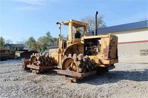 Compactadoras Suelos Y Rellenos Caterpillar 815A