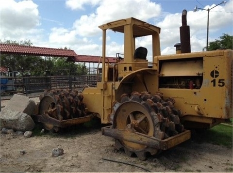 Compactadoras Suelos Y Rellenos Caterpillar 815  de medio uso en  Ref.: 1372362897182499 No. 2