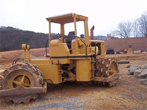 Compactadoras Suelos Y Rellenos Caterpillar 815