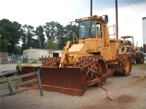 Compactadoras Suelos Y Rellenos Caterpillar 815B