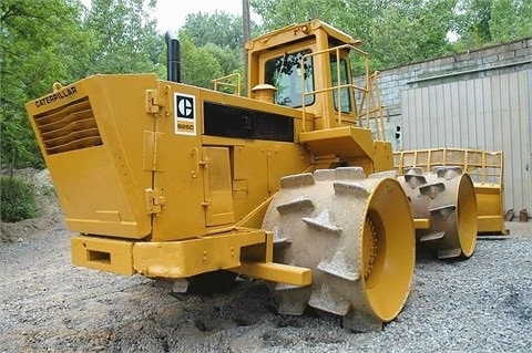 Compactadoras Suelos Y Rellenos Caterpillar 826C  de medio uso en Ref.: 1372440578215703 No. 4