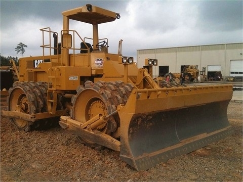 Compactadoras Suelos Y Rellenos Caterpillar 825C