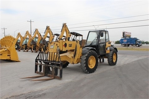 Telehandler Caterpillar TH460B