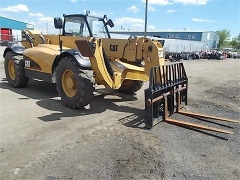 Montacargas Caterpillar TH460B  en buenas condiciones Ref.: 1372713398587272 No. 4