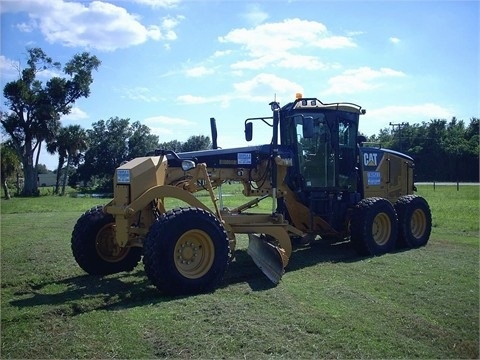 Motoconformadoras Caterpillar 12M