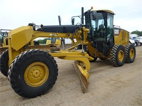 Motoconformadoras Caterpillar 12M  de medio uso en venta Ref.: 1372787759246475 No. 4