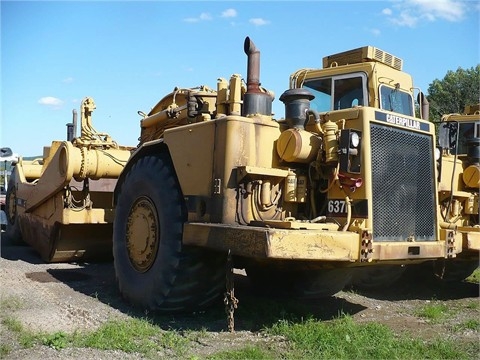 Screpers Caterpillar 637D