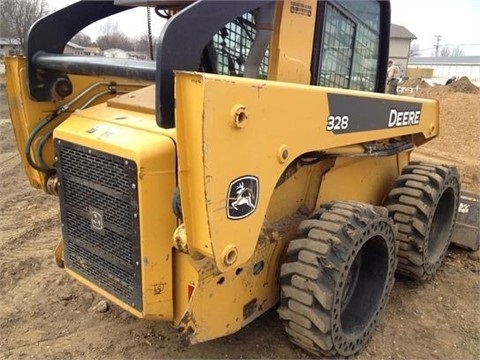 Minicargadores Deere 328  seminueva en venta Ref.: 1373736312166808 No. 3