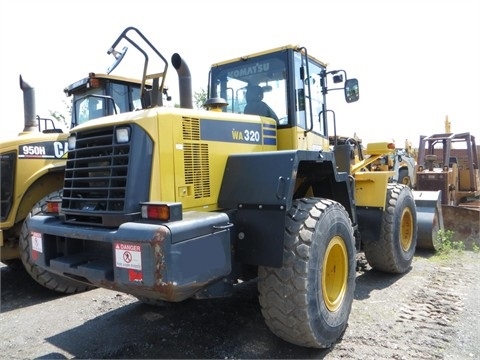 Cargadoras Sobre Ruedas Komatsu WA320  de importacion a la venta Ref.: 1374186786493493 No. 3