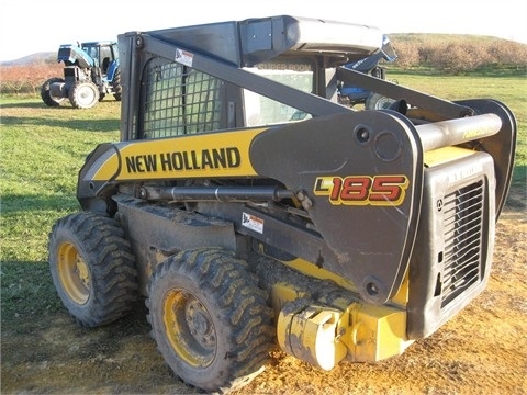 Minicargadores New Holland L185  en buenas condiciones Ref.: 1375560458393547 No. 2