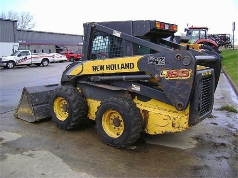 Minicargadores New Holland L185  seminueva en perfecto estado Ref.: 1375580616564060 No. 3