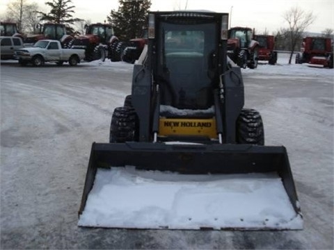 Minicargadores New Holland L185  usada a la venta Ref.: 1375621970280760 No. 4