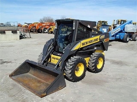 Minicargadores New Holland L185  en venta Ref.: 1375622255546037 No. 3