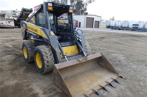 Minicargadores New Holland L185  de medio uso en venta Ref.: 1375624184747053 No. 2